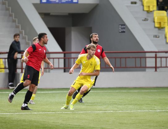4 buts pour FC Univer