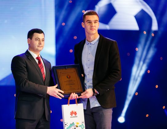 Alexei Koşelev: ”Sunt foarte încântat să primesc acest premiu la 22 de ani”