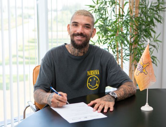 Dimitrios Kolovos la un nou contract