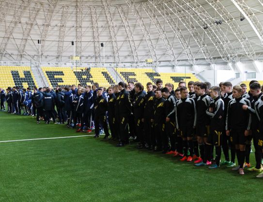 Un reclutamiento  adicional de los niños anuncia  Academia  de Fútbol  "Sheriff"