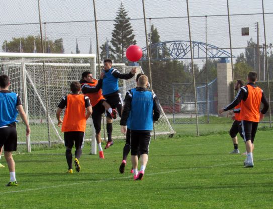 " Sheriff " en Chipre : la pretemporada y la preparacion para el partido con " Spartak "