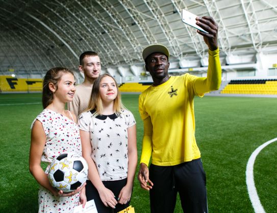 FC "Sheriff"  premió  a los  ganadores del concurso "El mejor selfie "