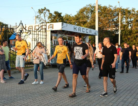 Много причин пойти на футбол