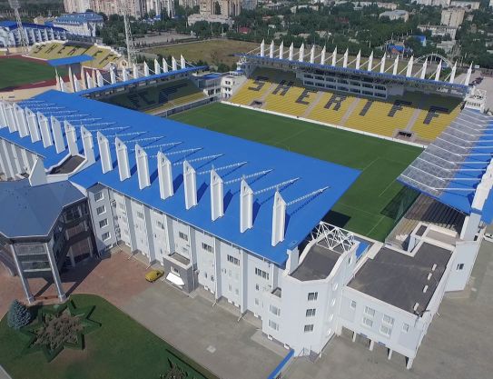 Le nouveau gazon au stade principal du SC Sheriff