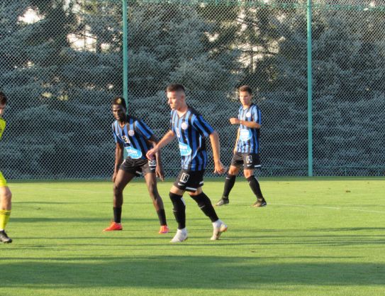 Otra victoria ante una pausa en el Campeonato