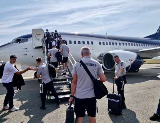 Salimos  hacia el puerto "Thor"