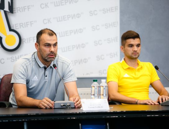 Inainte de meciul din Liga Campionilor