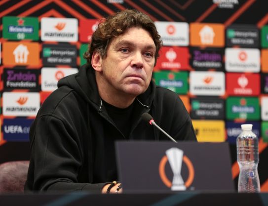 Rueda de prensa tras el partido contra el SK Slavia
