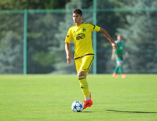 Vadim Dijinari  cumple 20 años