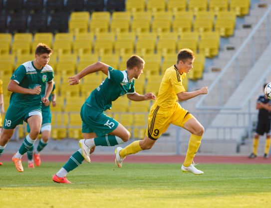 FC Sheriff-2 play with FC Edinet at the Small Arena