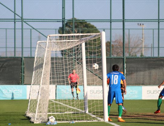 Las barras ayudaron al rival