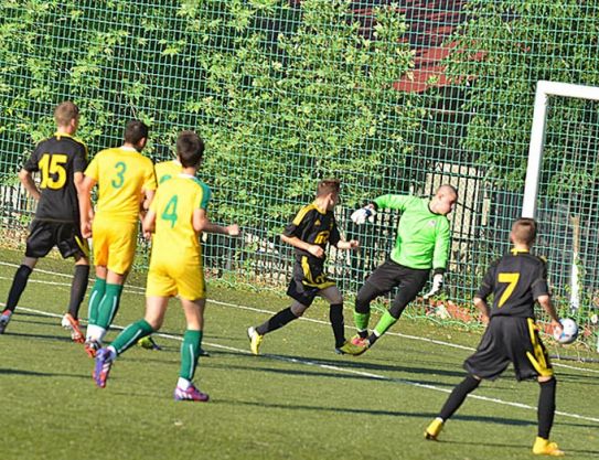 Juniors dans la finale de la Coupe